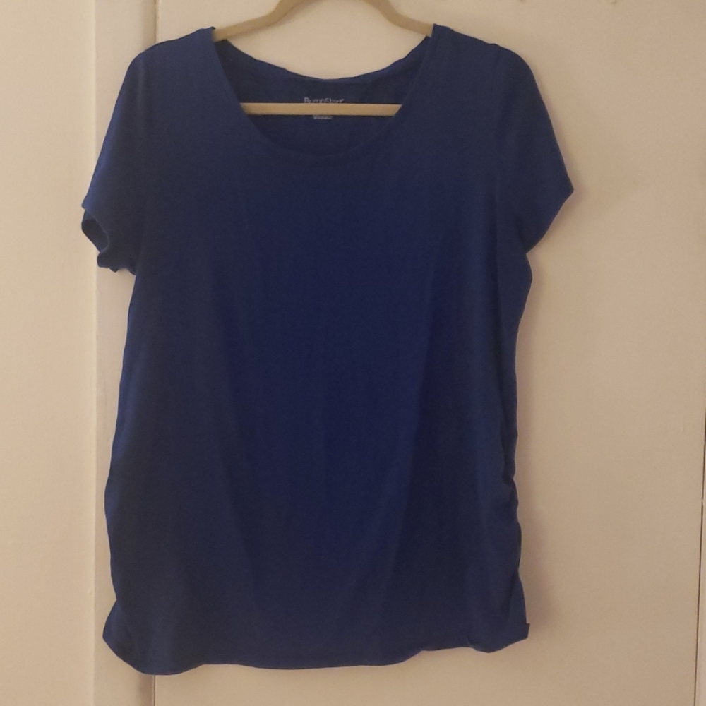 Set of 2 maternity shirts size XL